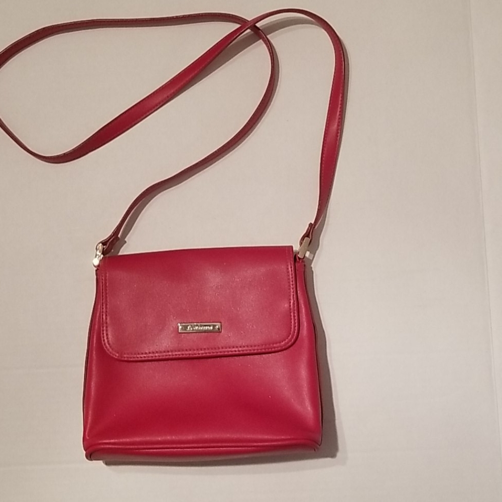 LIZ CLAIBORNE RED SHOULDER PURSE